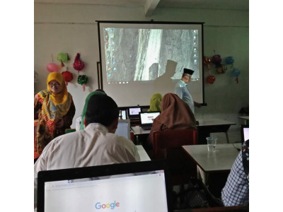 Rapat Guru MIS Assyairiyah Attahiriyah
