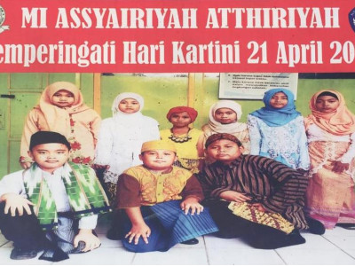 Hari Kartini MIS Assyairiyah Attahiriyah