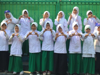 Tim dokter cilik - Jumâ€™at sehat MIS Assyairiyah Attahiriyah